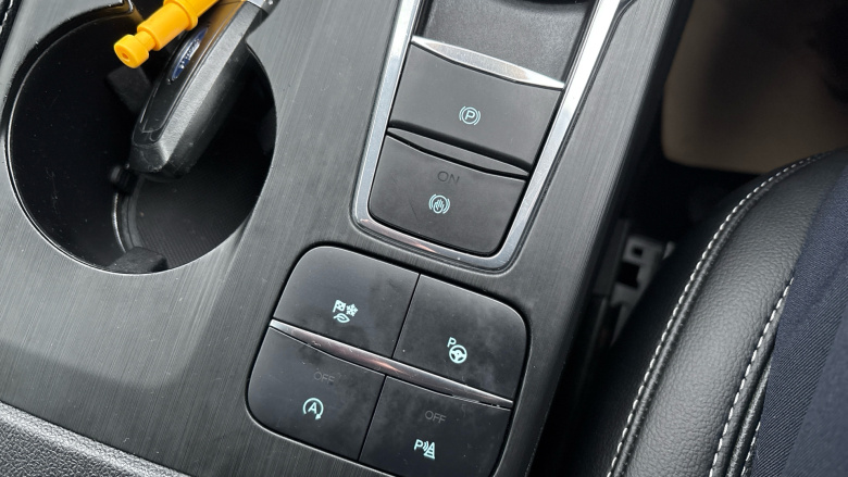 Ford Kuga 1.5 EcoBlue Titanium First Edition 5dr Auto Diesel Estate